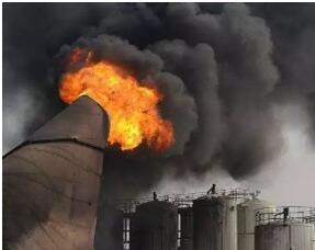 对讲机中的“战士”